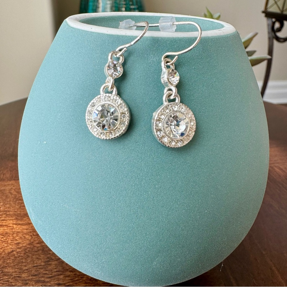 Sparking Cubic Zirconia Dangling Silver Earrings